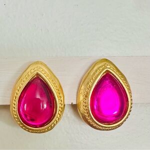 Rare Vintage Gem-Craft Statement Pink Crystal & Gold Signed Clip On Earrings